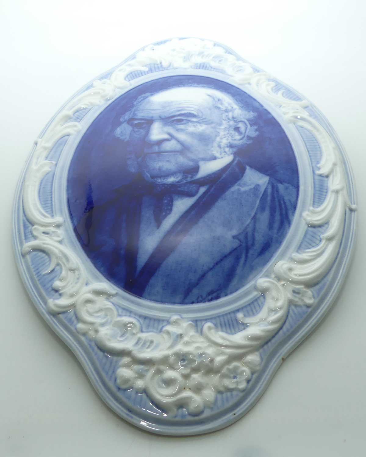 Burgess and Leigh Kents Leadless Glaze Blue and White plaque depicting William Ewart Gladstone