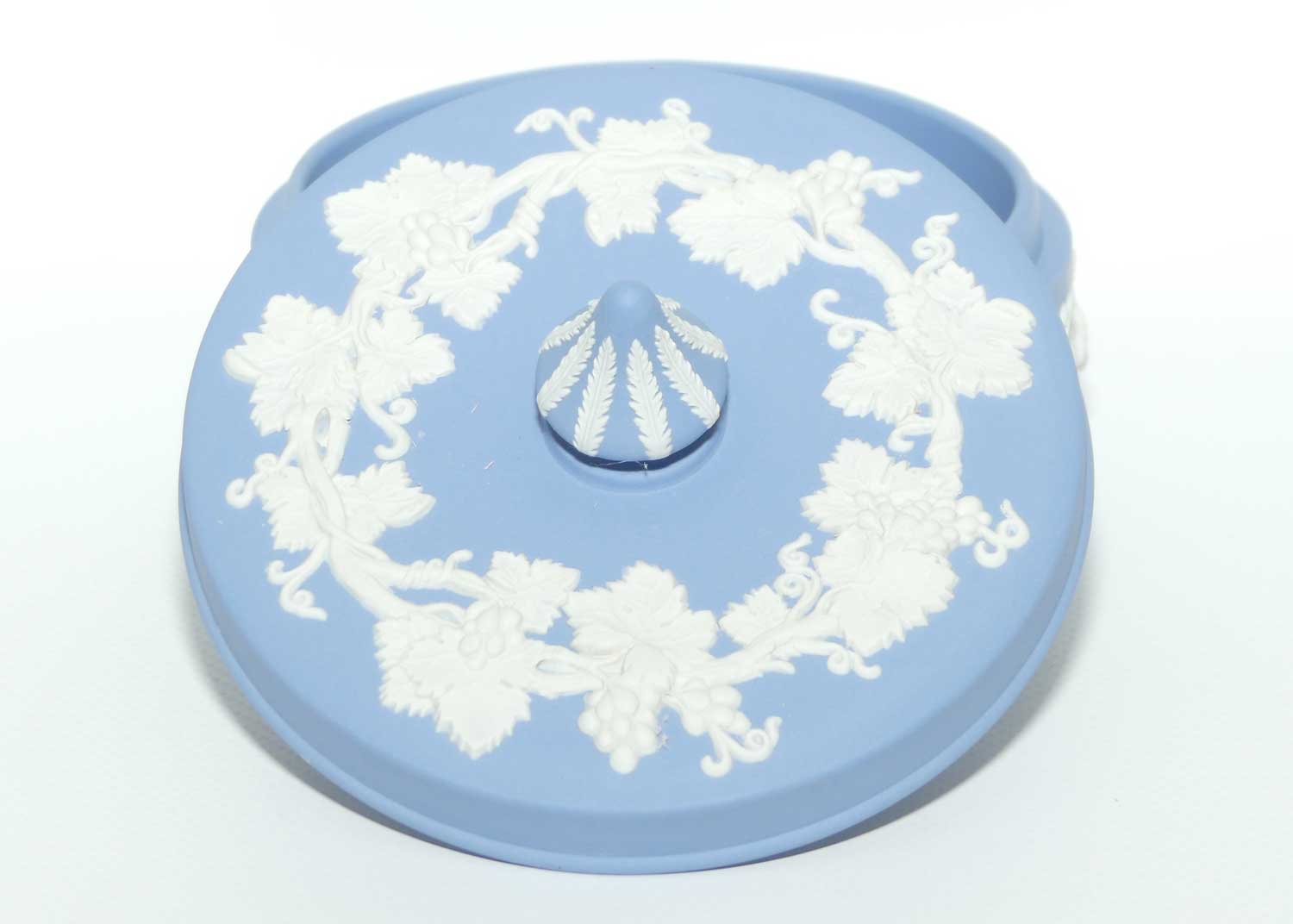 Wedgwood Jasper | White on Pale Blue Grape and Vine pattern powder bowl