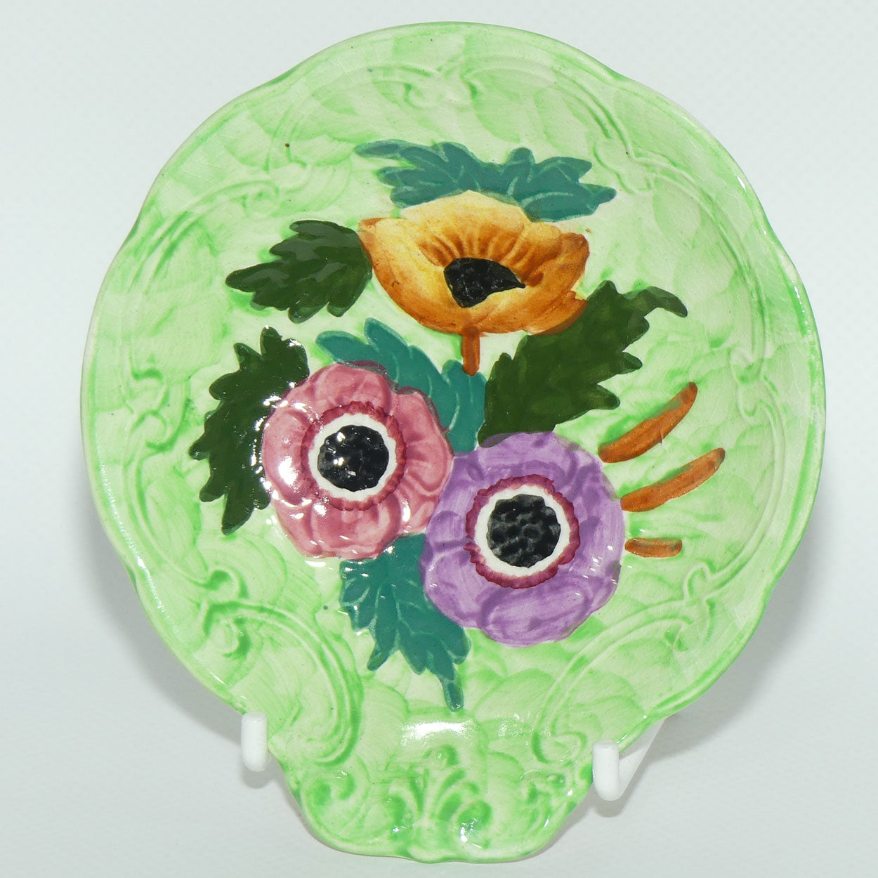 Maling Anemone on Green tab handle dish | Pattern 6533
