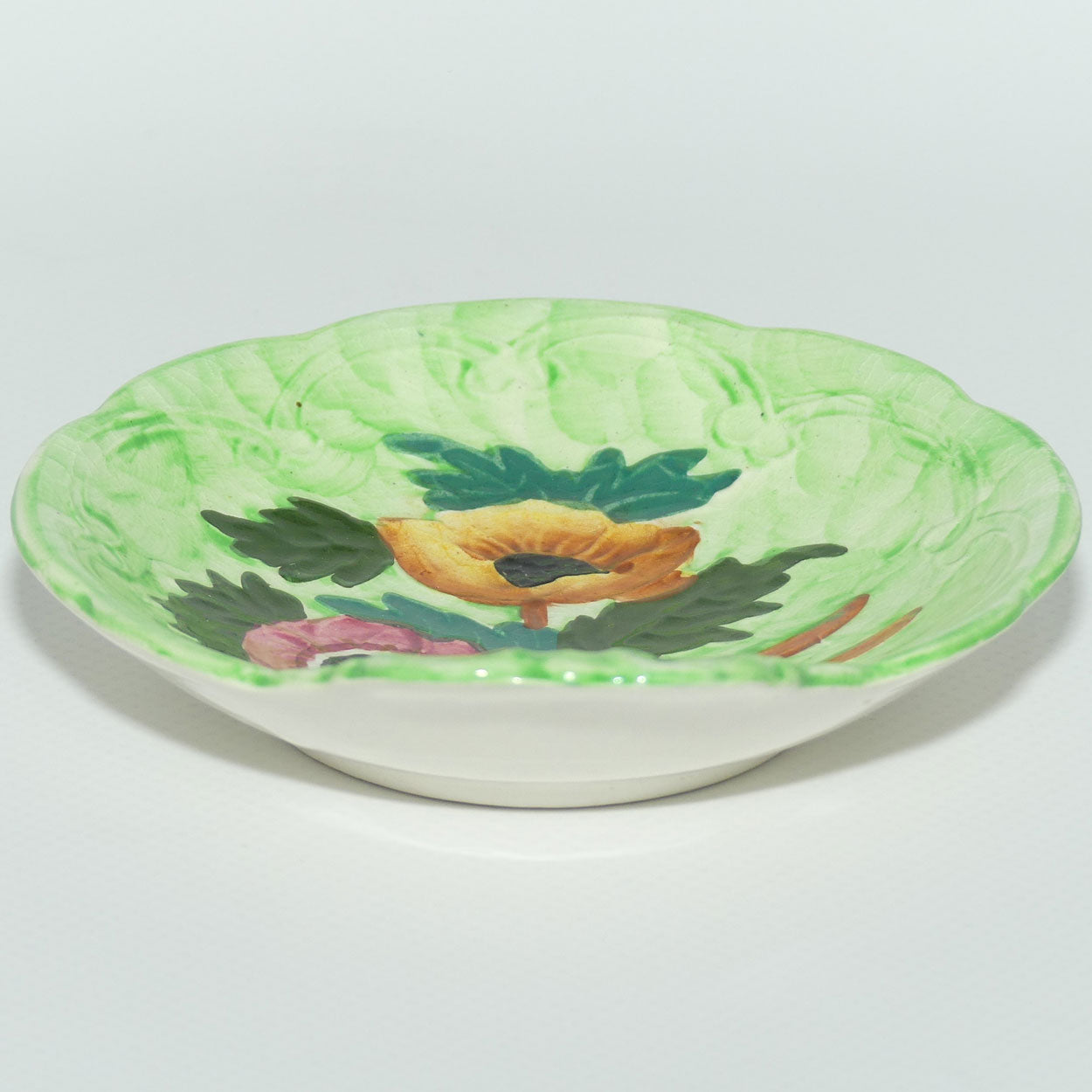 Maling Anemone on Green tab handle dish | Pattern 6533