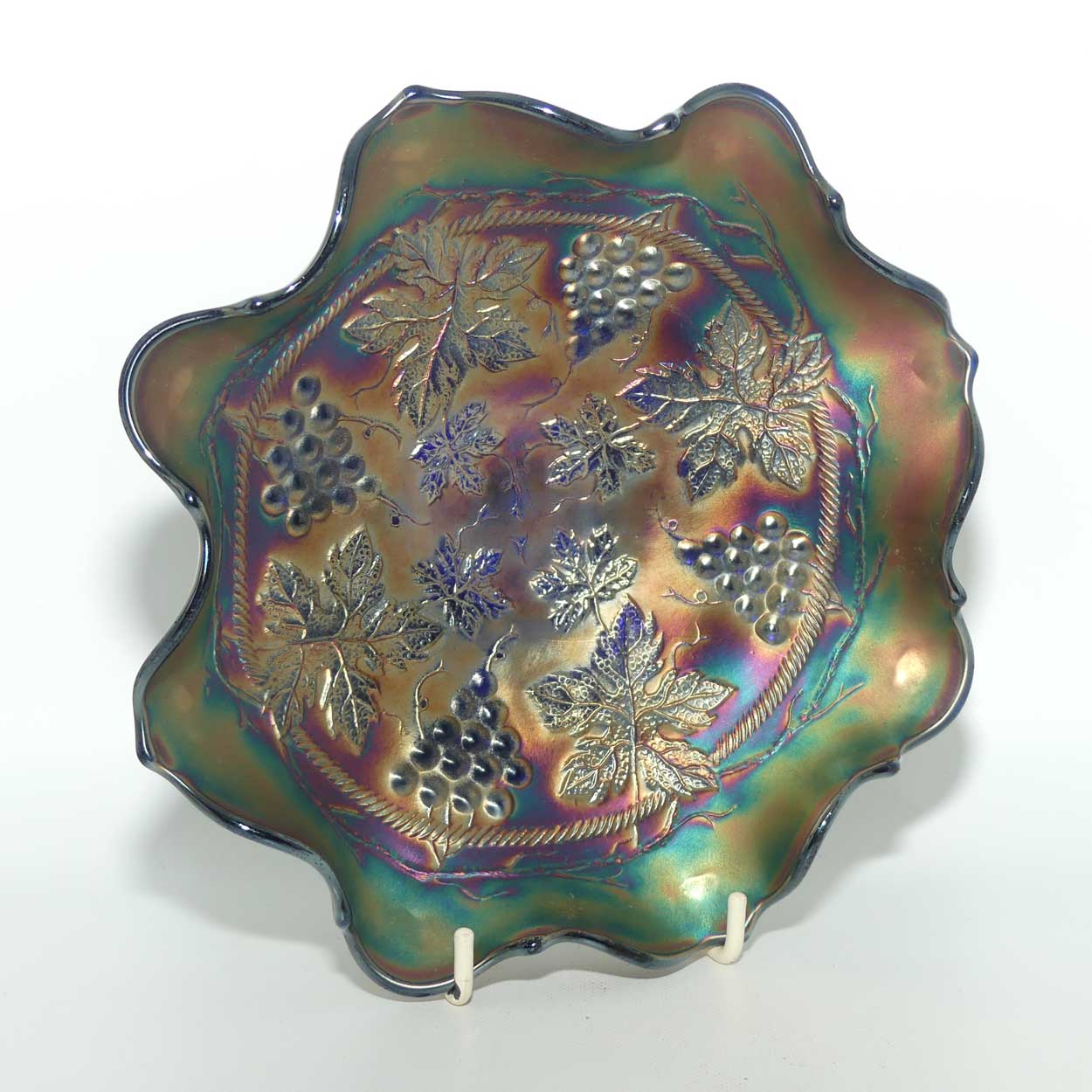 Fenton Green Carnival Glass Grape and Vine bowl