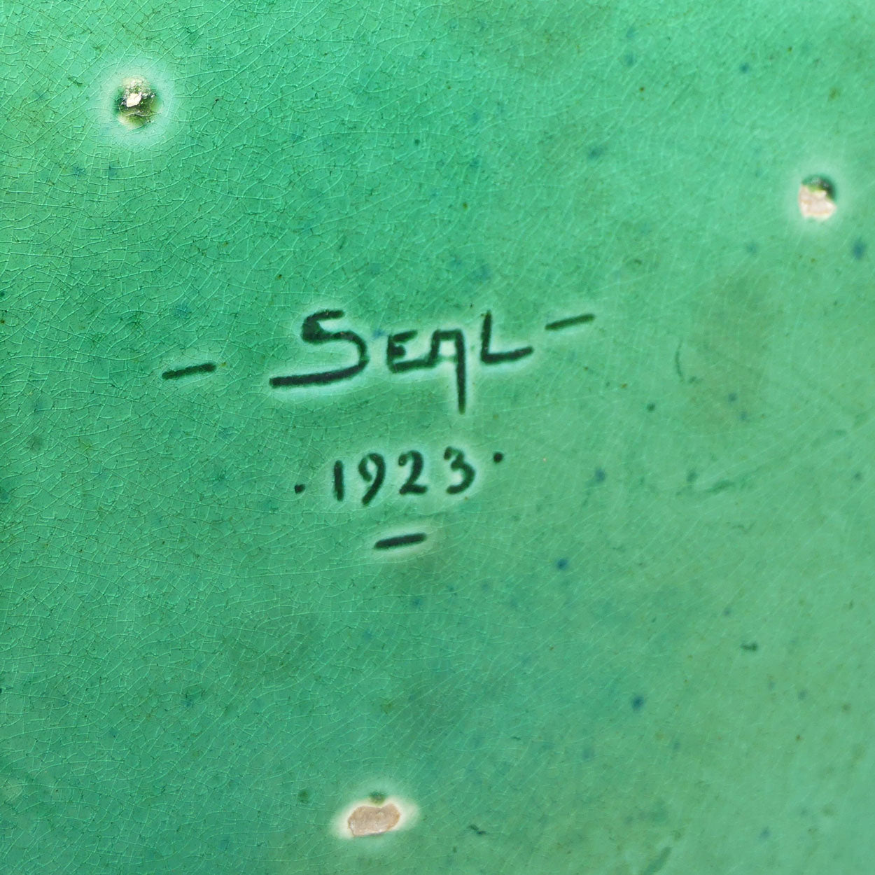 Australian Pottery | Harvey School Queensland Large Green Handkerchief flat box | signed Seal