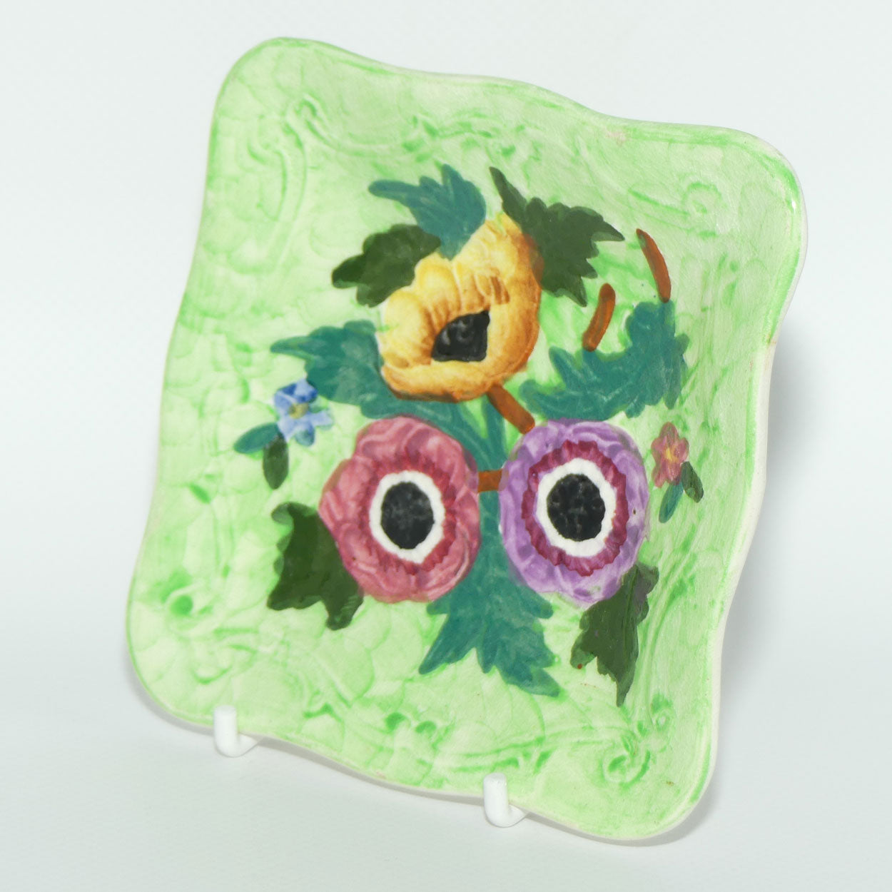 Maling Anemone on Green square dish | Pattern 6533