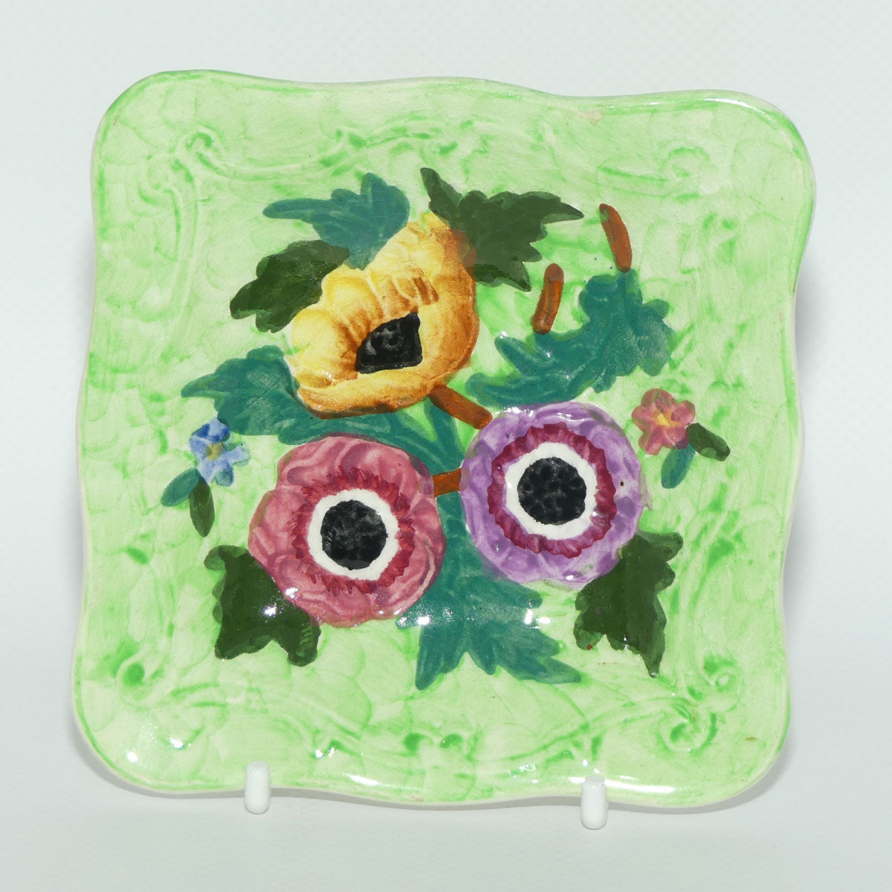 Maling Anemone on Green square dish | Pattern 6533