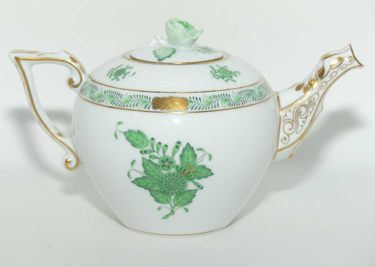 Herend Hungary Chinese Bouquet pattern | Apponyi Green | tea pot