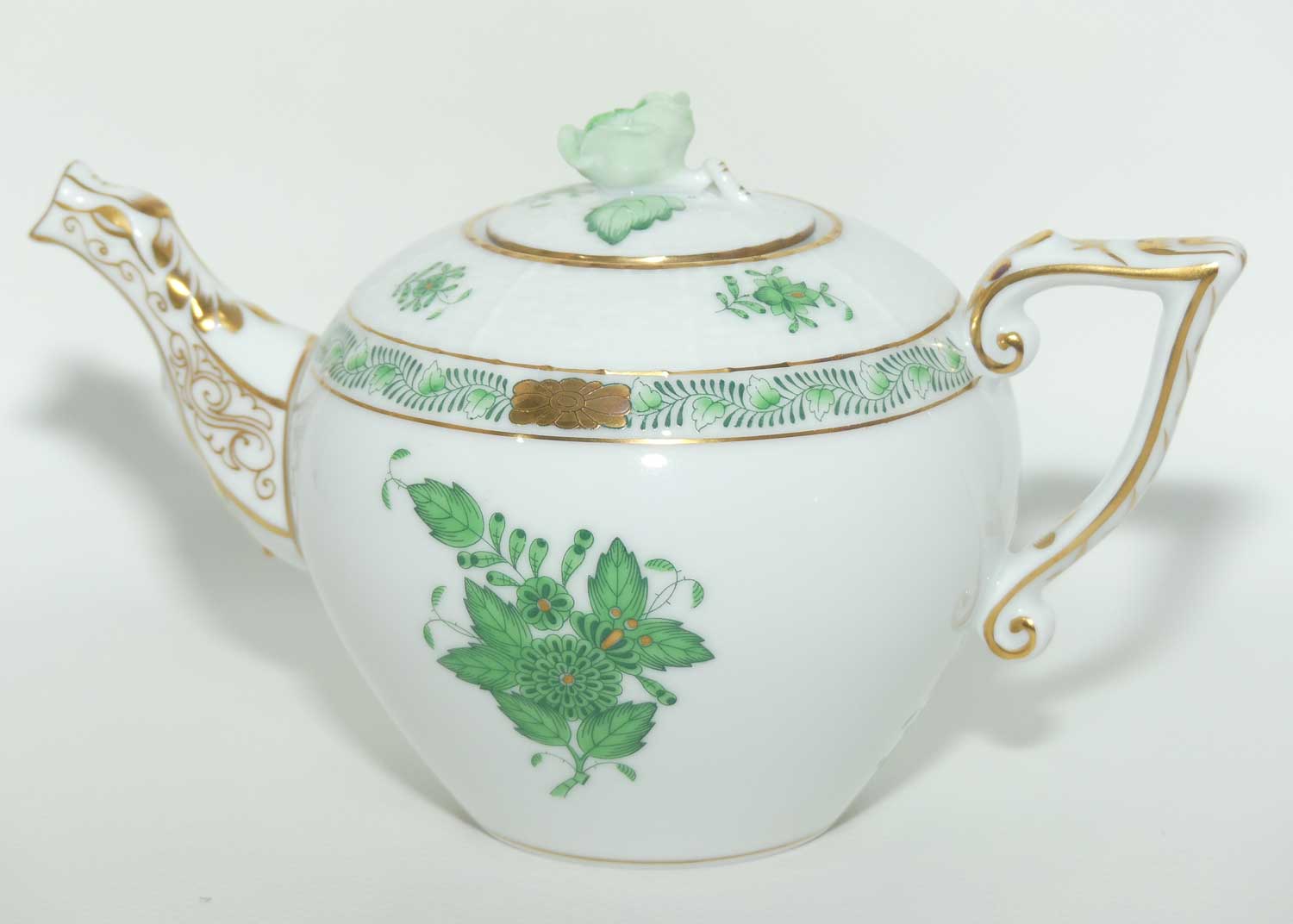 Herend Hungary Chinese Bouquet pattern | Apponyi Green | tea pot