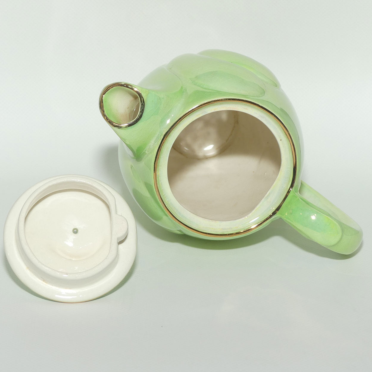 Maling Green Lustre glaze Shell design coffee pot