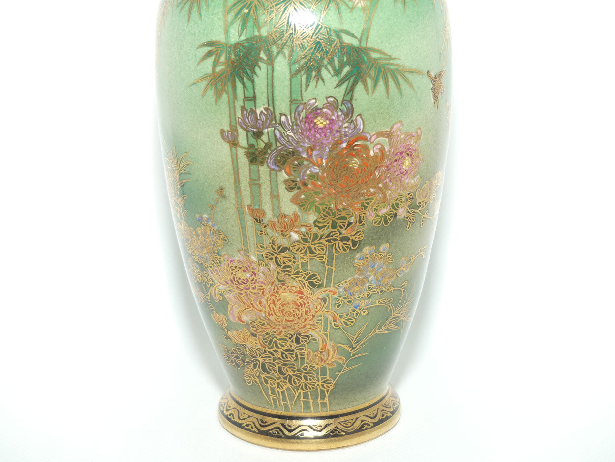 Satsuma vase depicting Bamboo and Chrysanthemum Flowers | Green ground | late Meiji | Taisho period