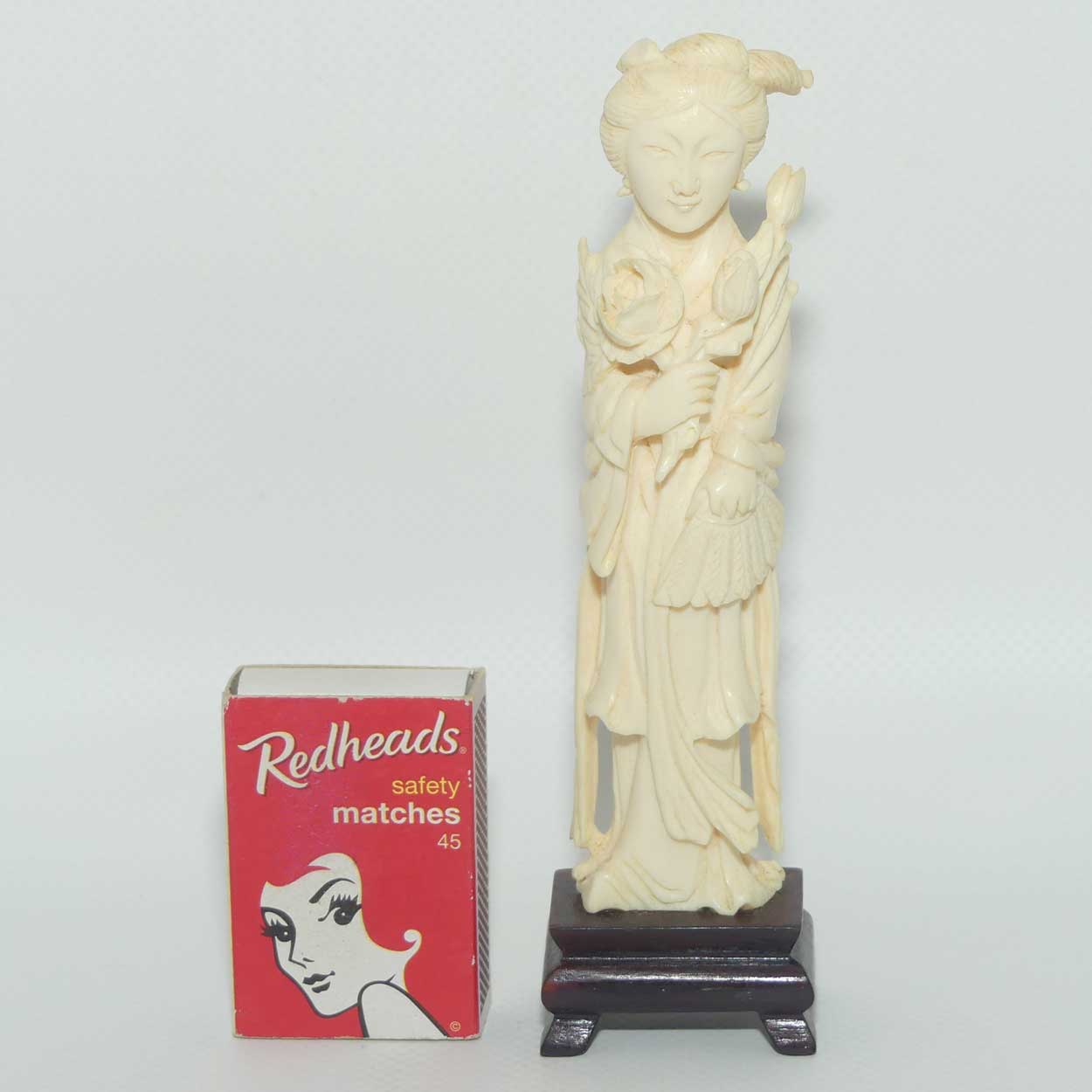 Carved Ivory Figure on Rosewood base | Guanyin | 15cm