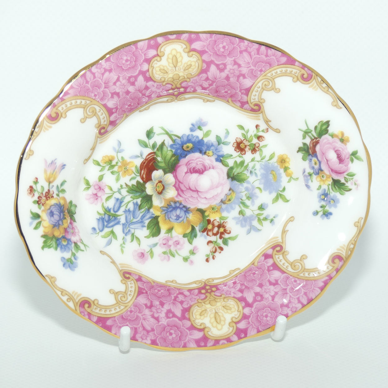 Royal Albert Bone China Lady Carlyle oval dish | © 1946 Royal Albert Ltd stamp