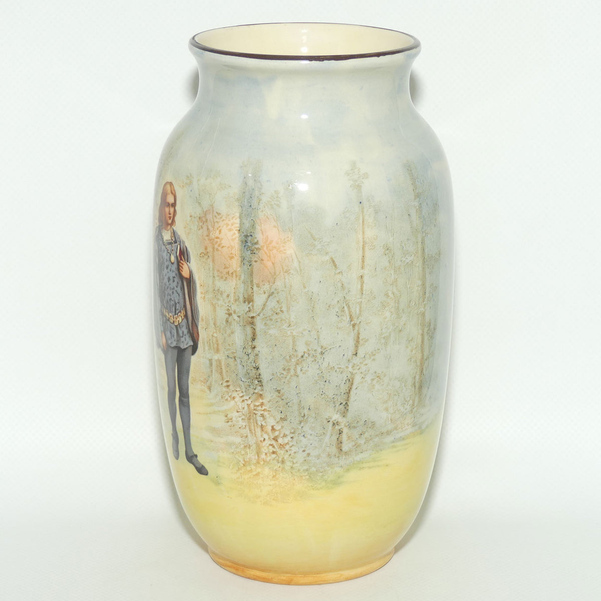 Royal Doulton Shakespearean Hamlet vase D3596