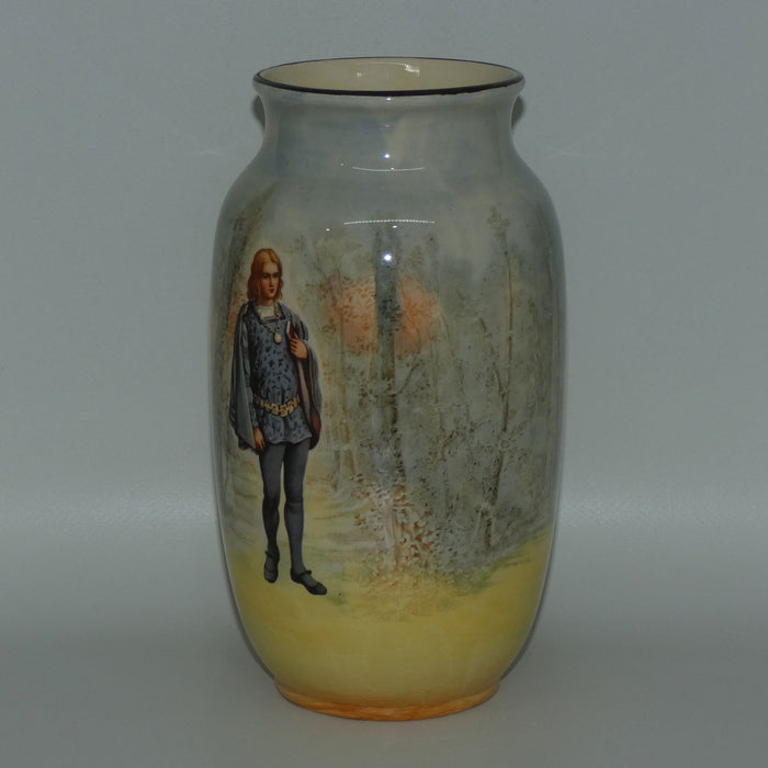 Royal Doulton Shakespearean Hamlet vase D3596