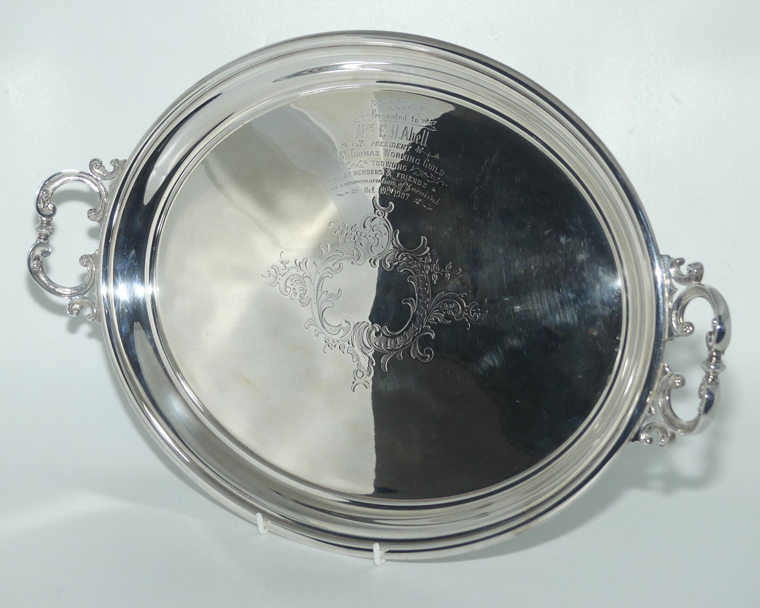 Silver plated Drinks tray | Oval shape with fancy handles