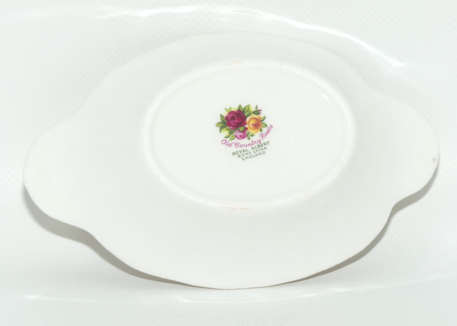 Royal Albert Bone China England Old Country Roses Handled Oval Bon Bon Dish | Early Stamp