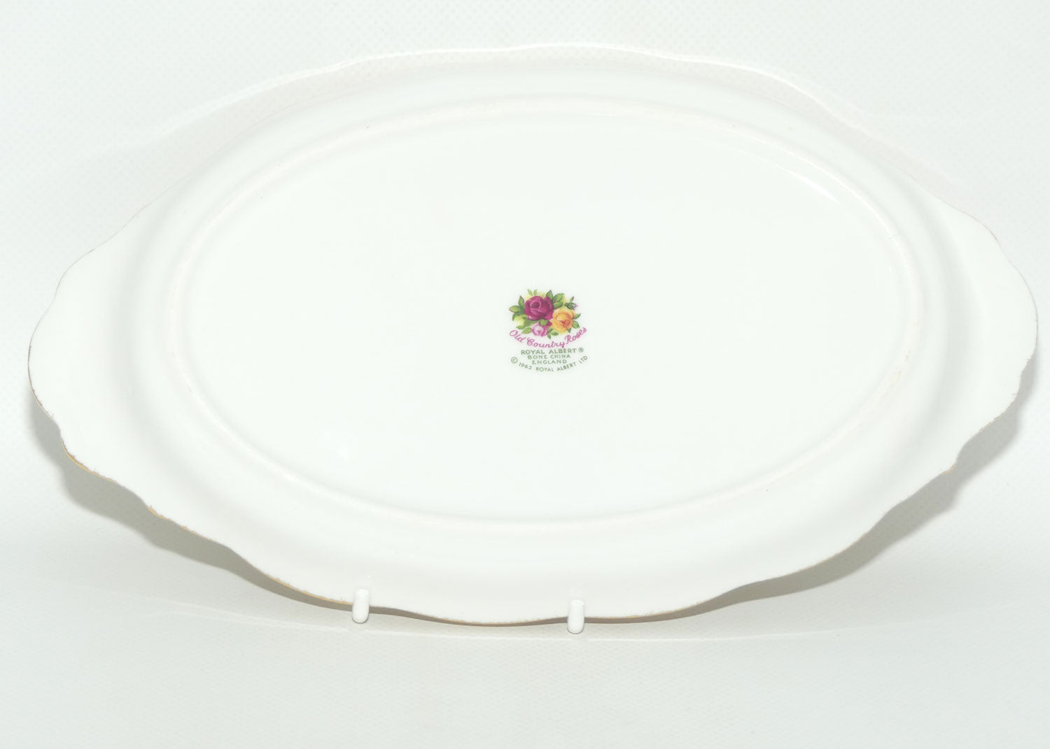 Royal Albert Bone China England Old Country Roses Oval Tray | 25cm  | © 1962 Royal Albert Ltd backstamp | #2