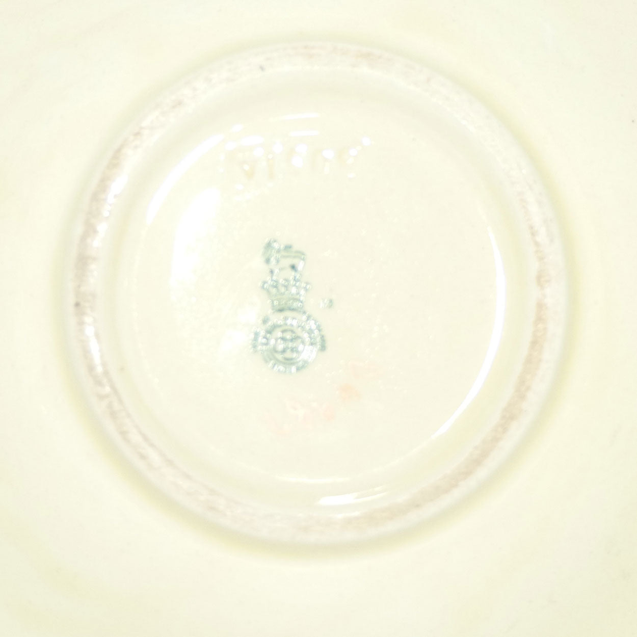 Royal Doulton English Cottages tab handle bowl D4987  | Scene 4