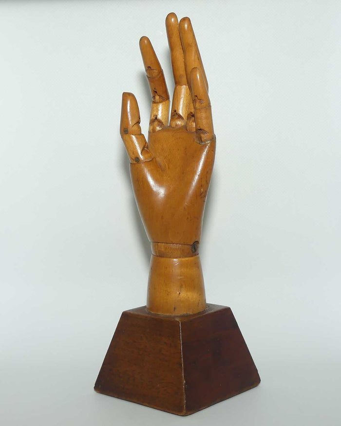 Victorian era Articulated Hand model | suit Milliners and Glovemakers