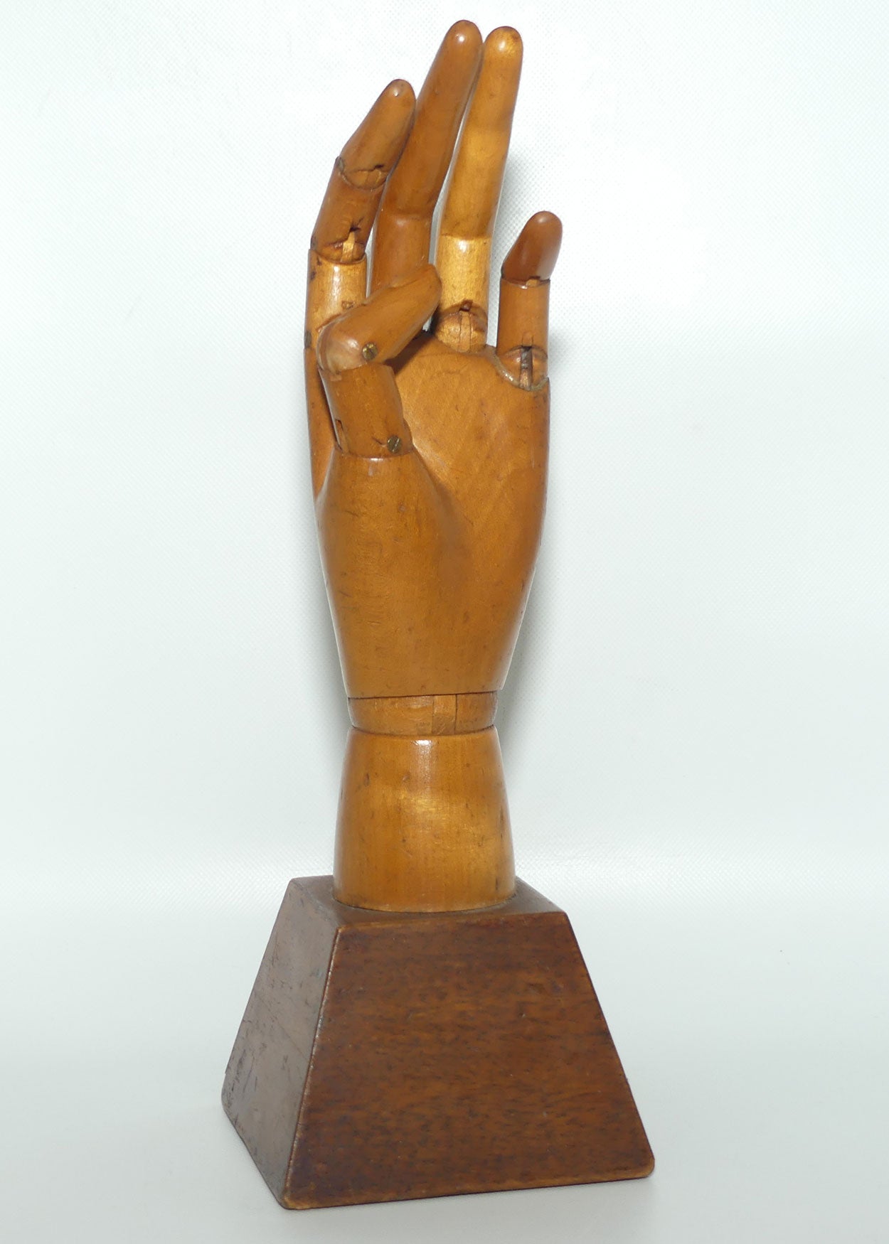 Victorian era Articulated Hand model | suit Milliners and Glovemakers