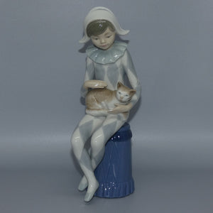 Nao by LLadro figure Harlequin with Cat