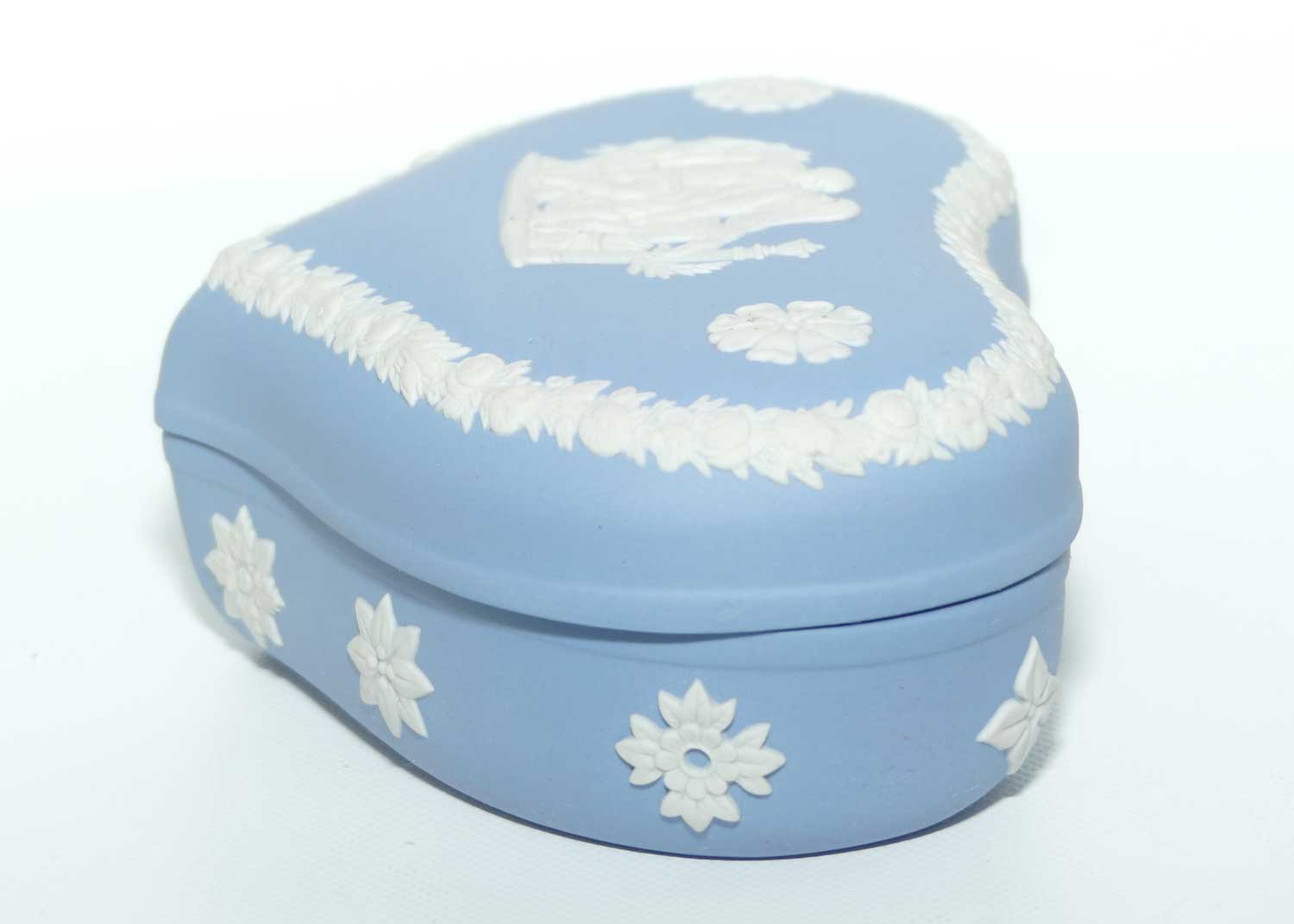 Wedgwood Jasper | White on Pale Blue | Large Heart trinket | 2 Gents Older and Younger | #3