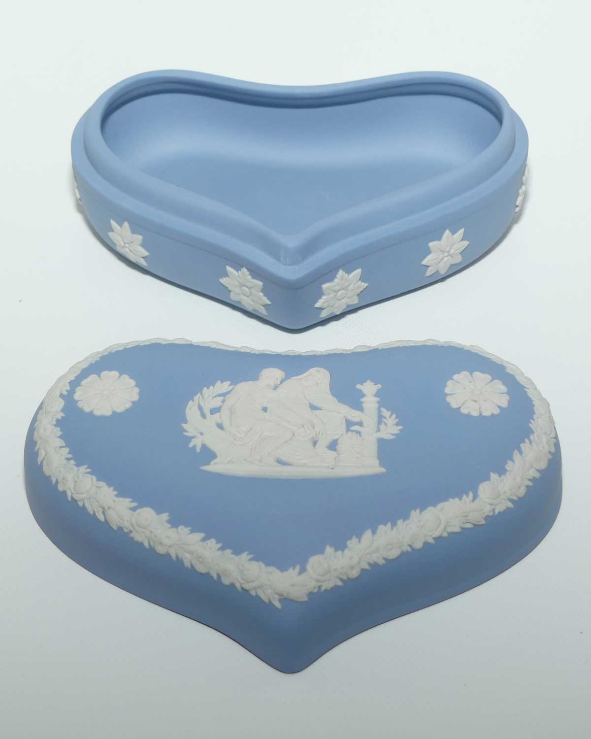 Wedgwood Jasper | White on Pale Blue | Large Heart trinket | 2 Gents Older and Younger | #3