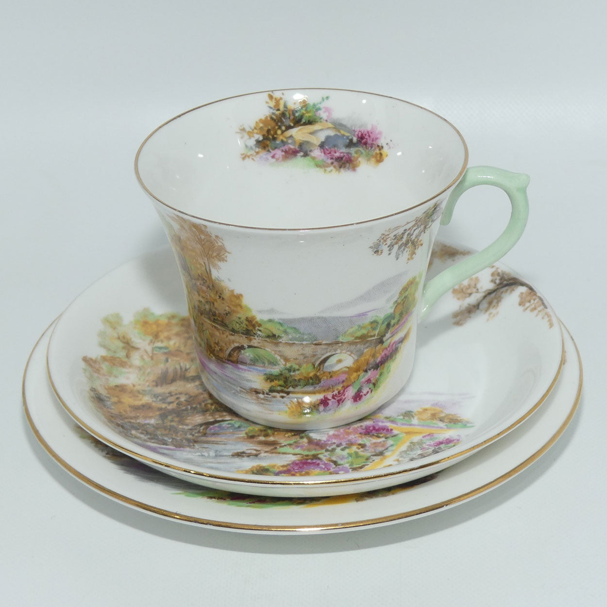 Shelley Perth shape Heather pattern trio