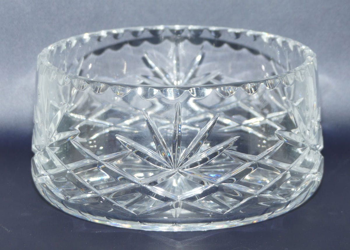 Round Crystal bowl | Heavy Facets with Facetted Rim | Star Facet to Base | 20cm diam