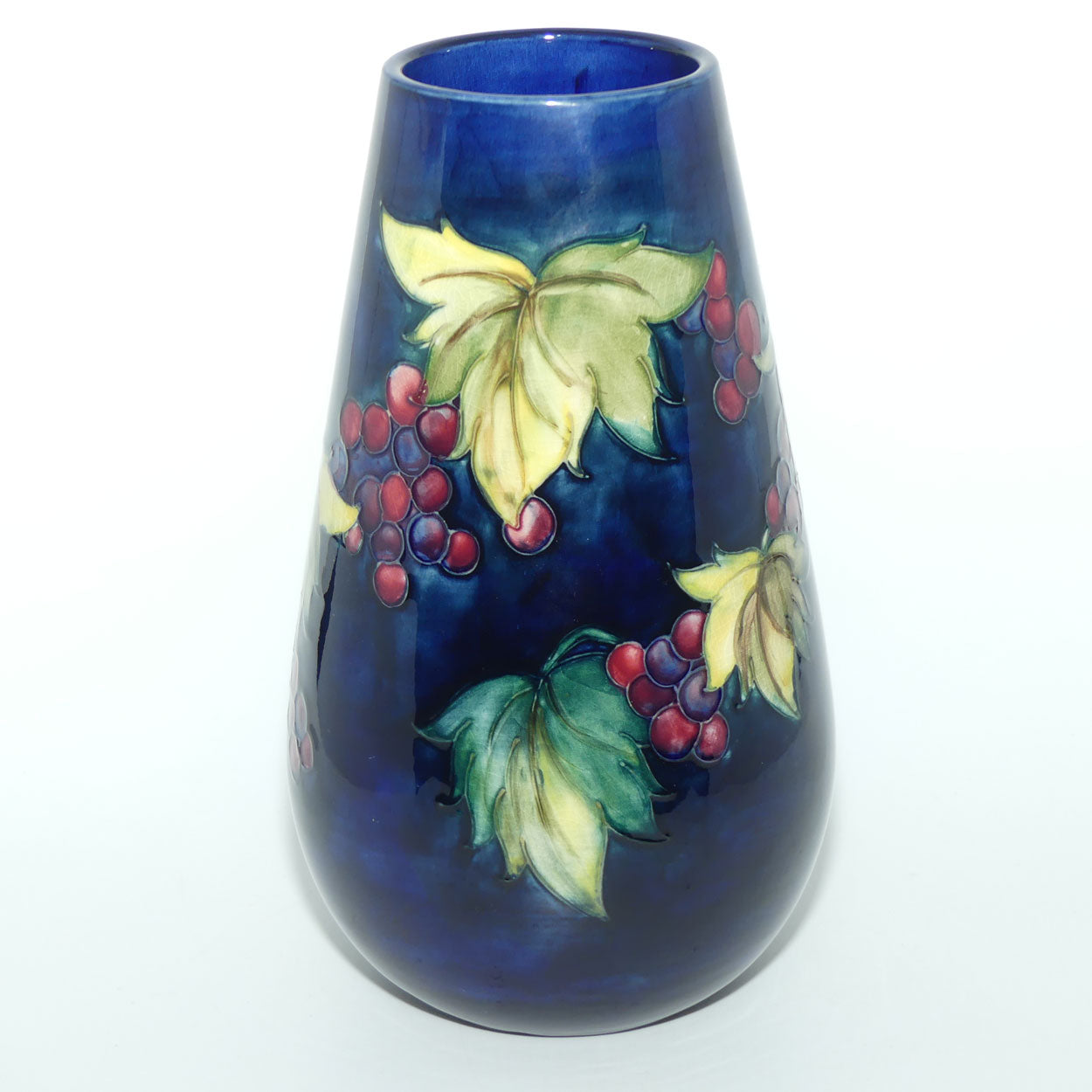 Walter Moorcroft Hedgevine vase (Rare pattern)
