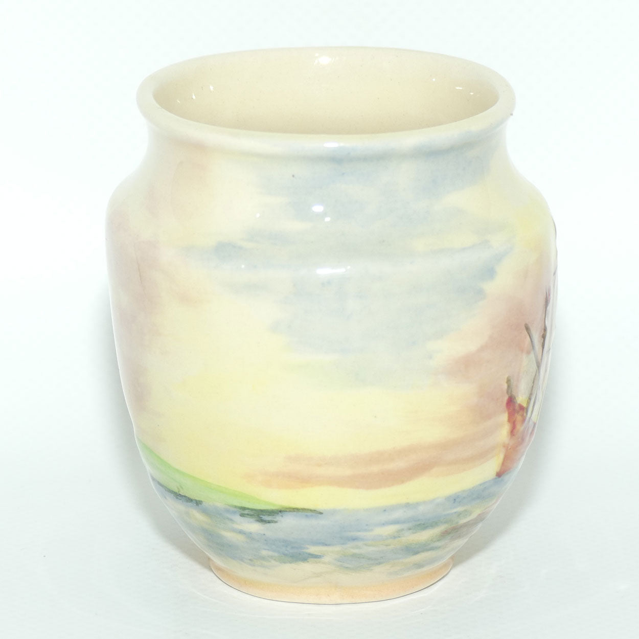 Royal Doulton Famous Ships Heemskerck small vase | D5957