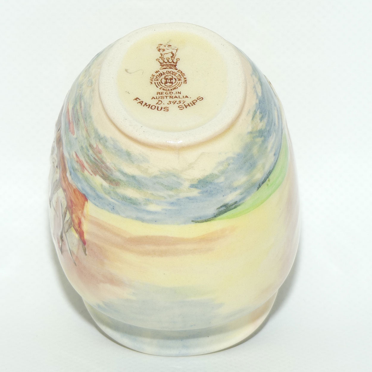 Royal Doulton Famous Ships Heemskerck small vase | D5957