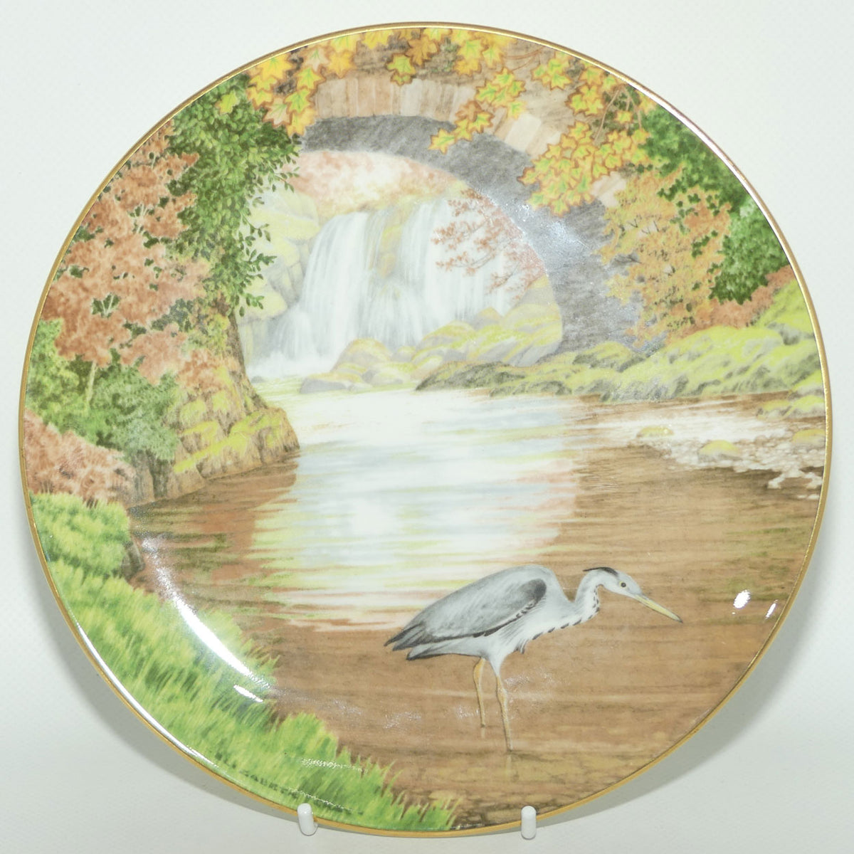 Royal Doulton picture plate by Elizabeth Gray | Waterside series | The Heron