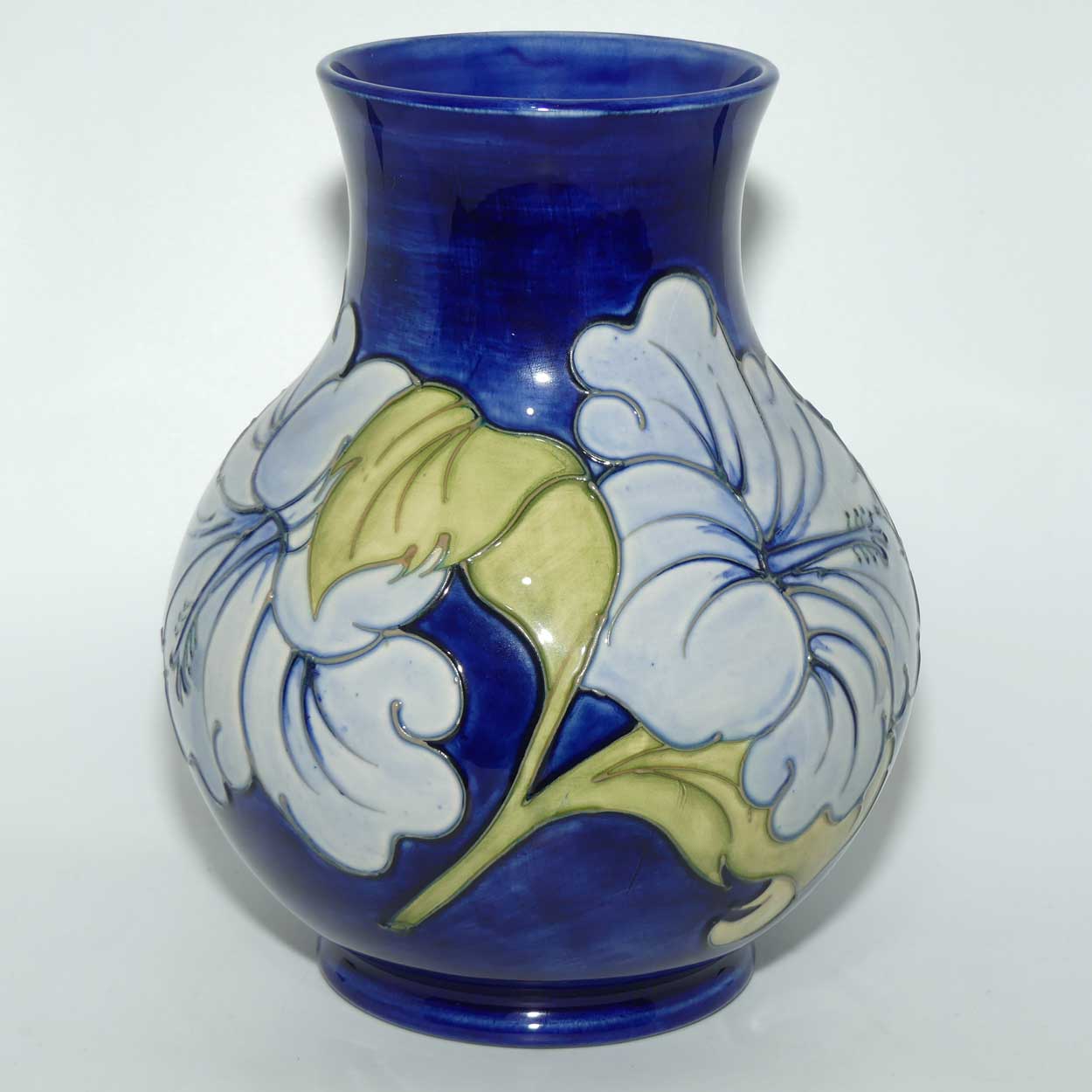 Walter Moorcroft Hibiscus (Blue Flower on Blue) 869/9 vase