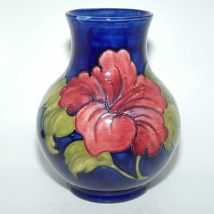 Walter Moorcroft Hibiscus (Blue) 869/9 vase