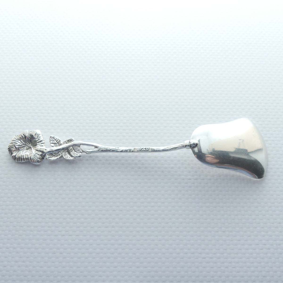 German 835 Silver Hildeshiem Rose sugar shovel spoon | Plain bowl | 10g