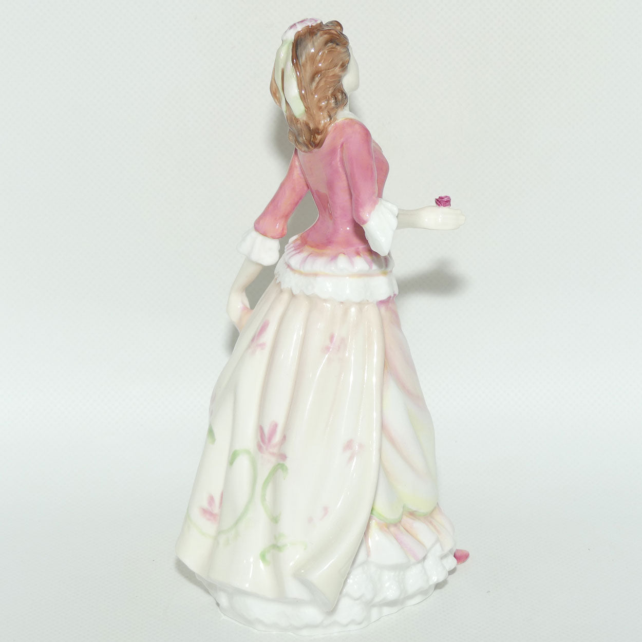 HN3871 Royal Doulton figure Susan | RDICC Exclusive