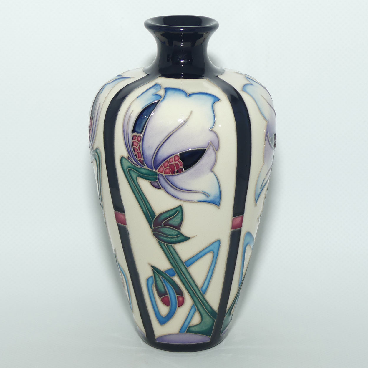 Moorcroft Homage 72/6 vase