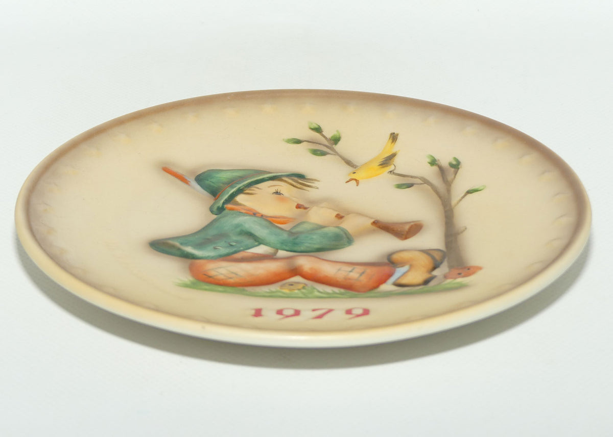 HUM0272 MI Hummel Annual Plate 1979 | Singing Lesson | Boxed