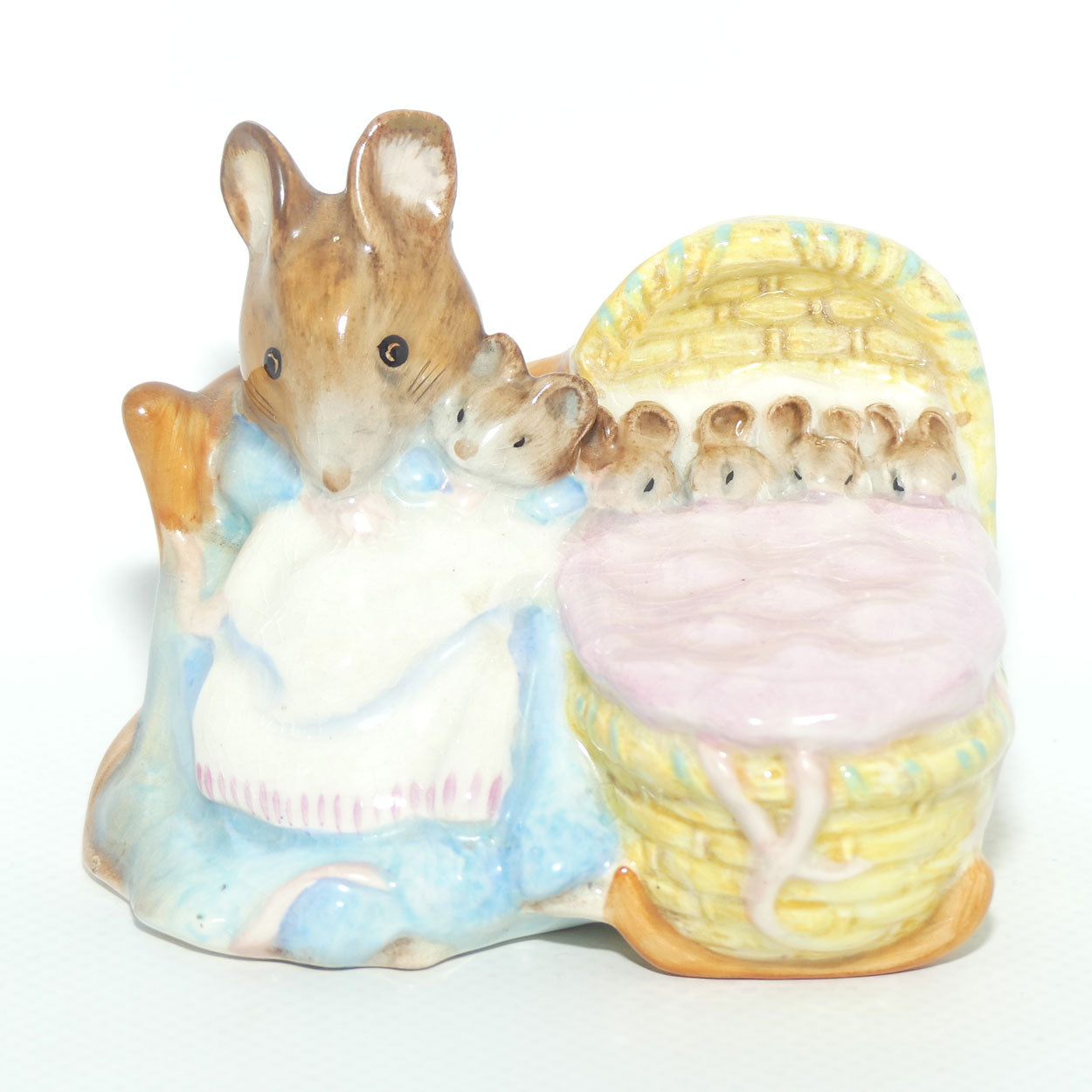 Beswick Beatrix Potter Hunca Munca | BP2a Gold Oval | #3