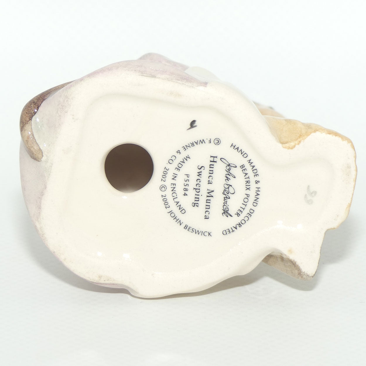 Beswick Beatrix Potter Hunca Munca Sweeping | BP11a | #3