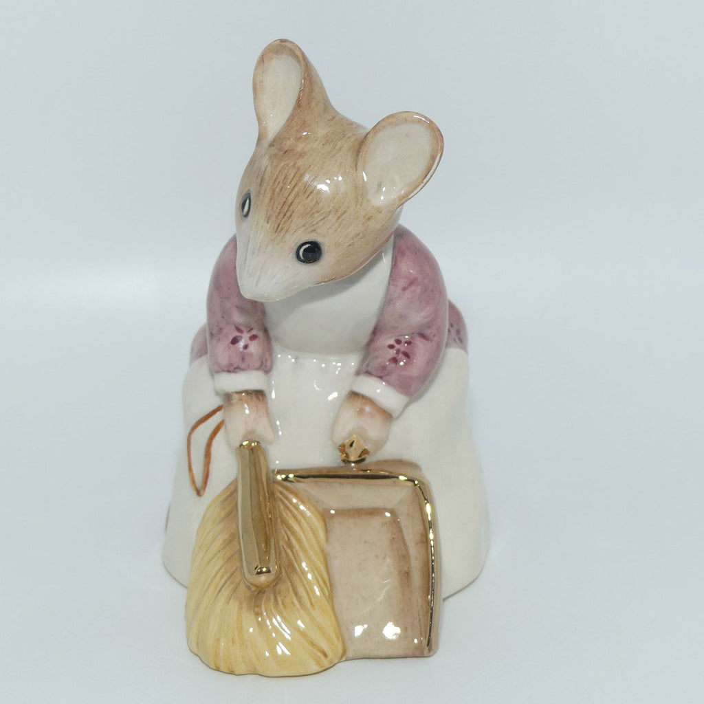 Beswick Beatrix Potter Hunca Munca Sweeping | Large