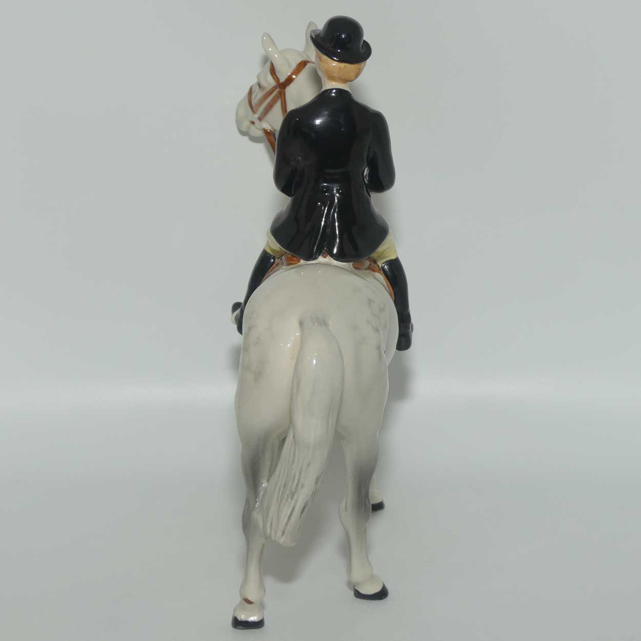 #1730 Beswick Huntswoman | On Standing Horse | Grey #2