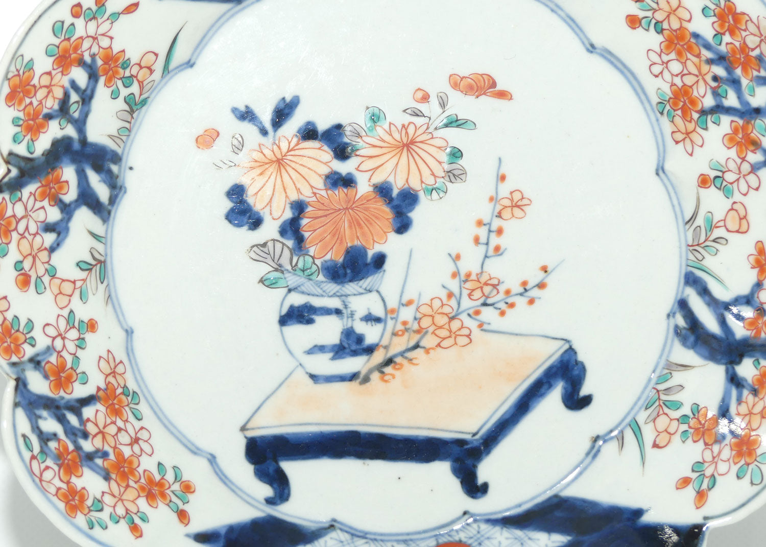 Japanese Imari hand painted cabinet plate c.1900 | Fluted Rim #1 | Red and Blue