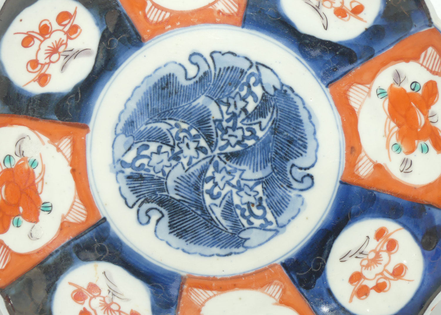 Japanese Imari hand painted cabinet plate c.1900 | Red and Blue