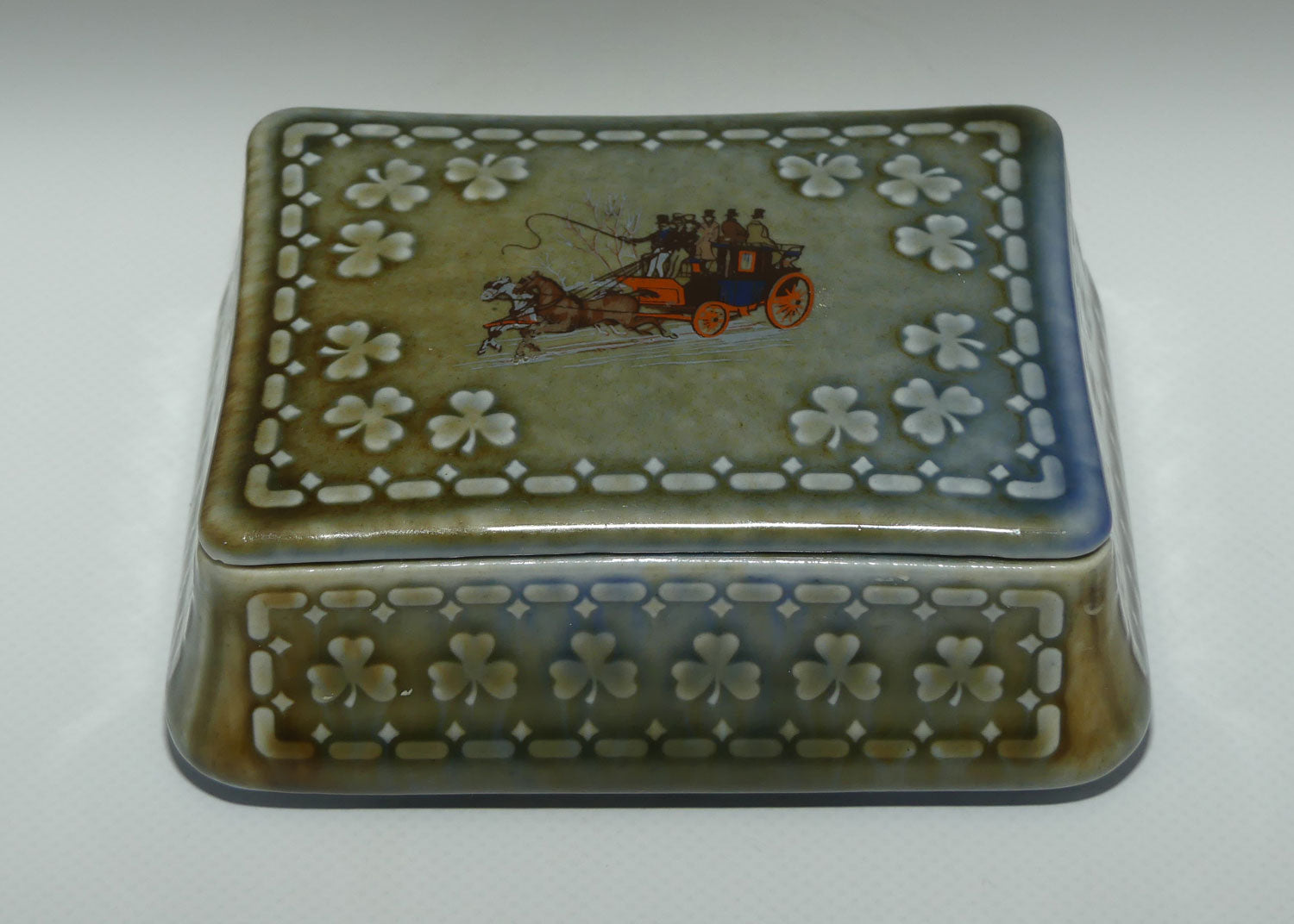 Wade Irish Porcelain Stagecoach trinket box