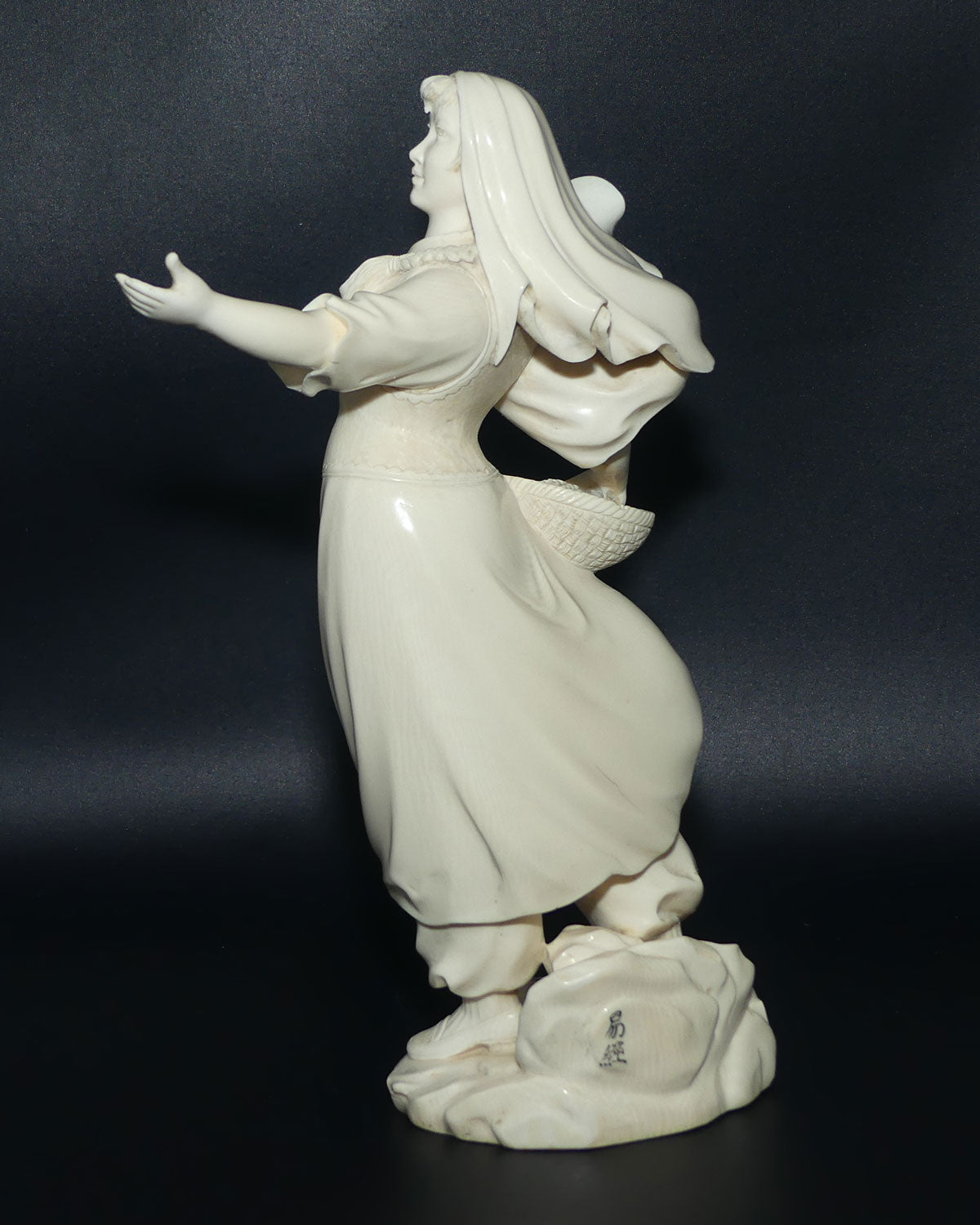 Magnificent Japanese Carved Ivory Okimono of Woman Gathering | Arm Outstretched