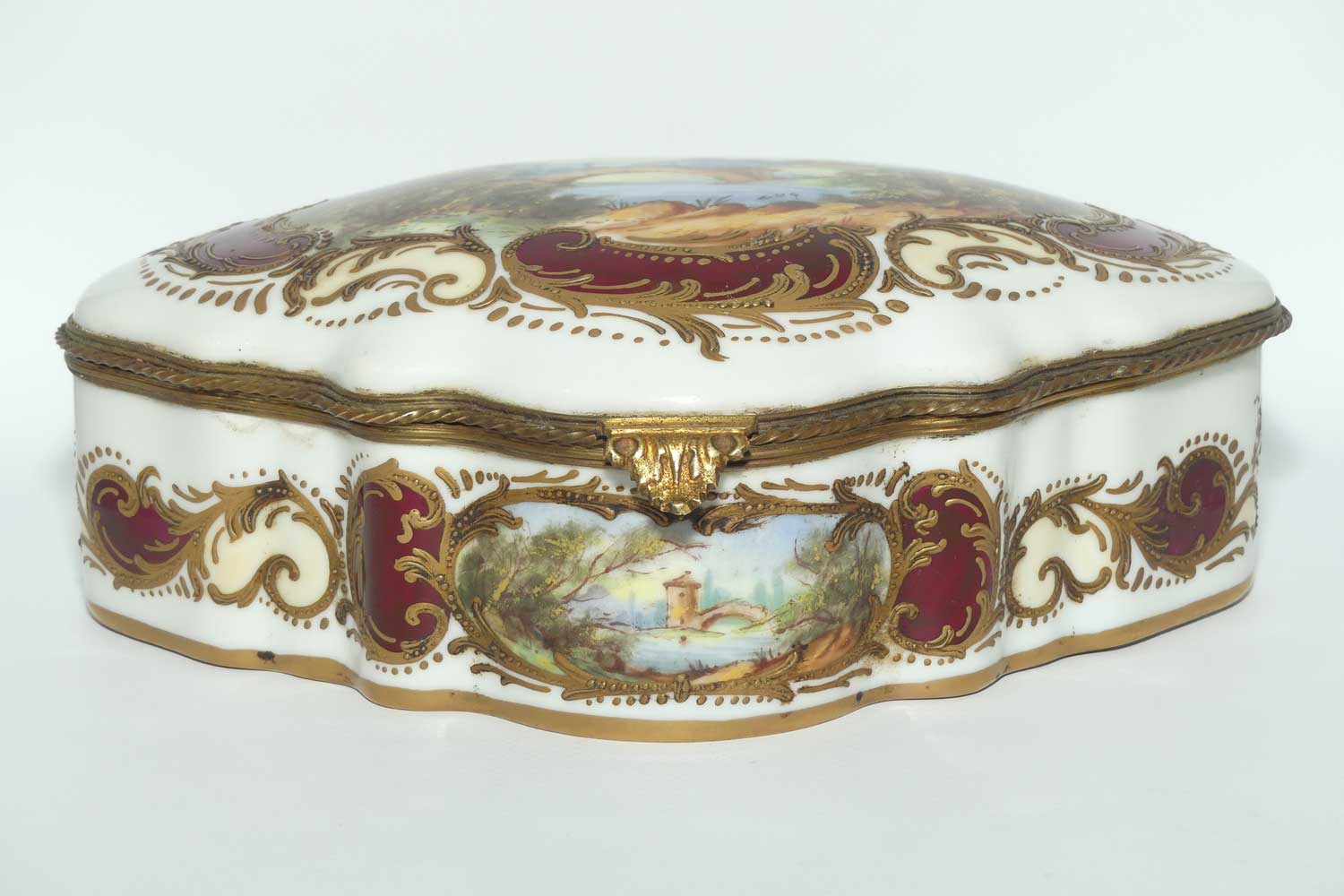 Superb French Sevres style Dressing table Casket | Coffret en Porcelaine | Zug