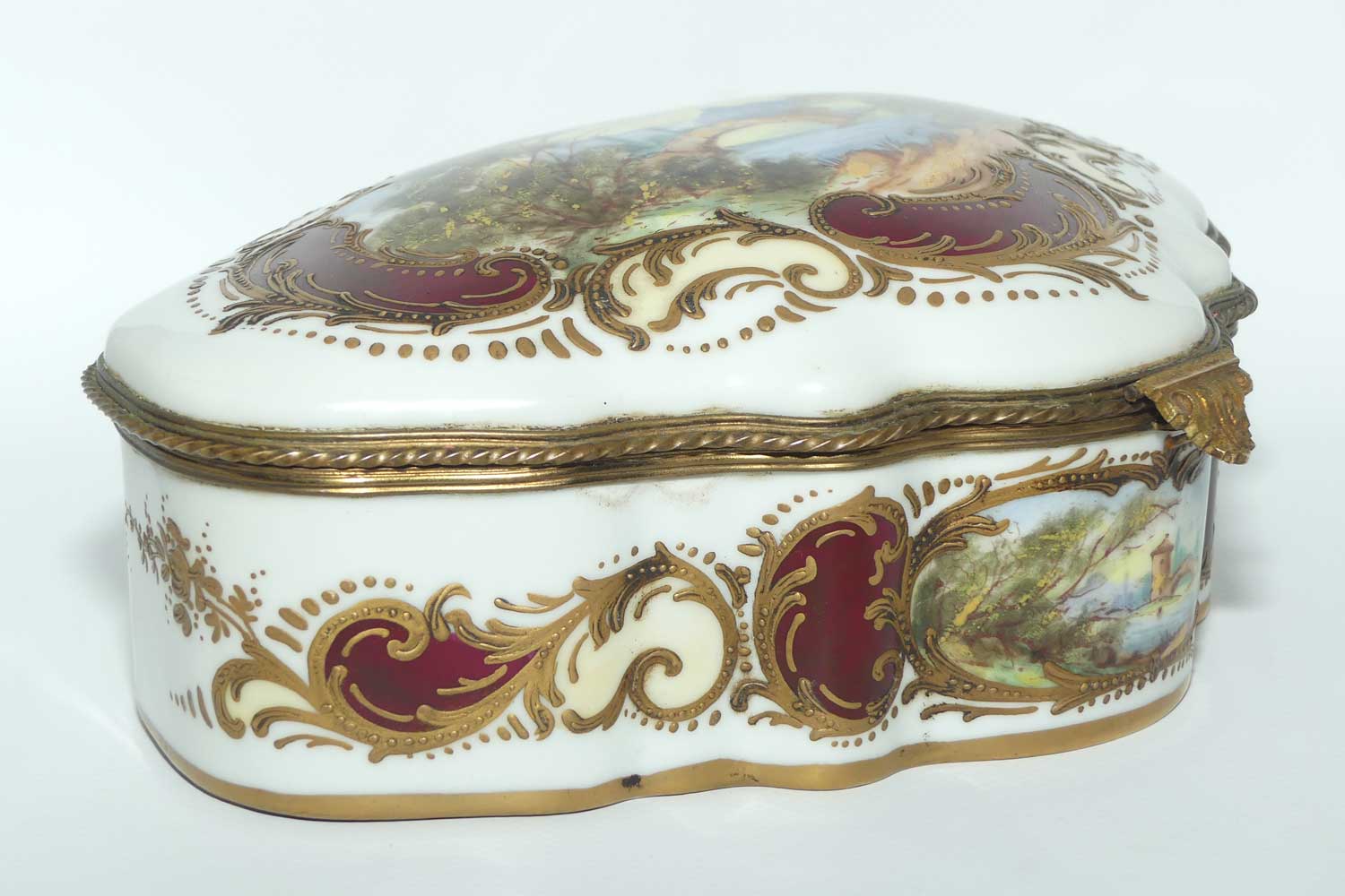 Superb French Sevres style Dressing table Casket | Coffret en Porcelaine | Zug