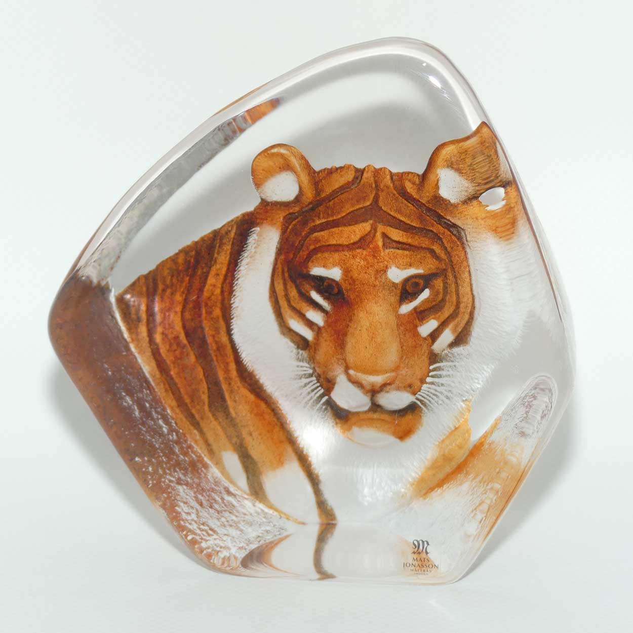 Mats Jonasson Sweden Crystal | Tiger | 3861 | Hand Painted Crystal plaque