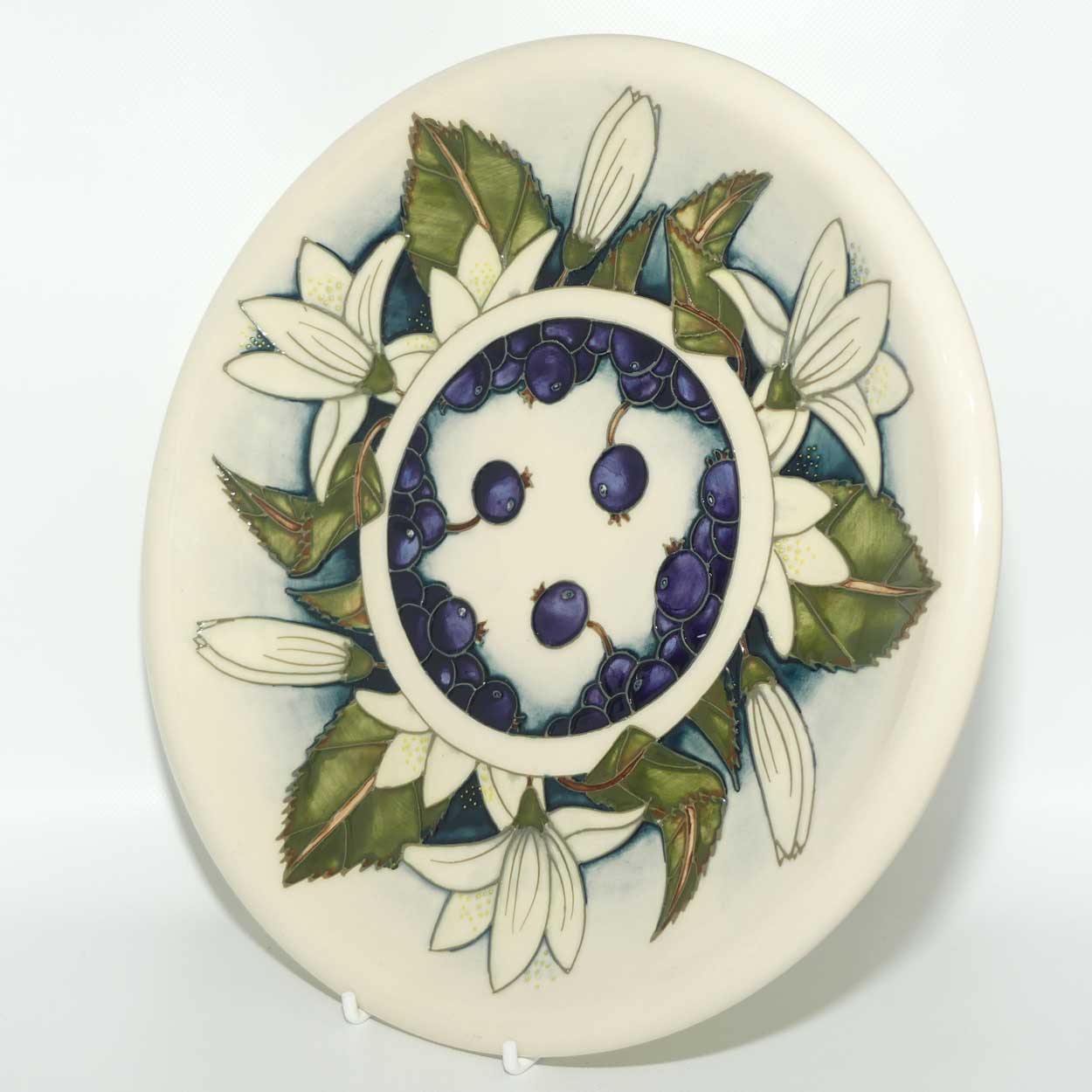Moorcroft Juneberry 783/10 plate