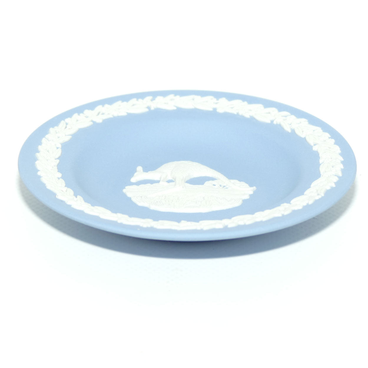 Wedgwood Jasper | Australian Fauna | White on Pale Blue | Kangaroo Plate | Box + Cert